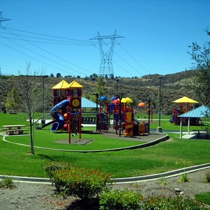 Green Lawn Villa Park, California Lawn And Landscape, Recreational Areas