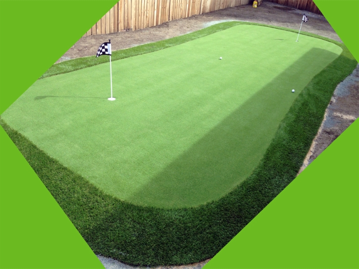 Grass Carpet Los Alamitos, California Putting Green